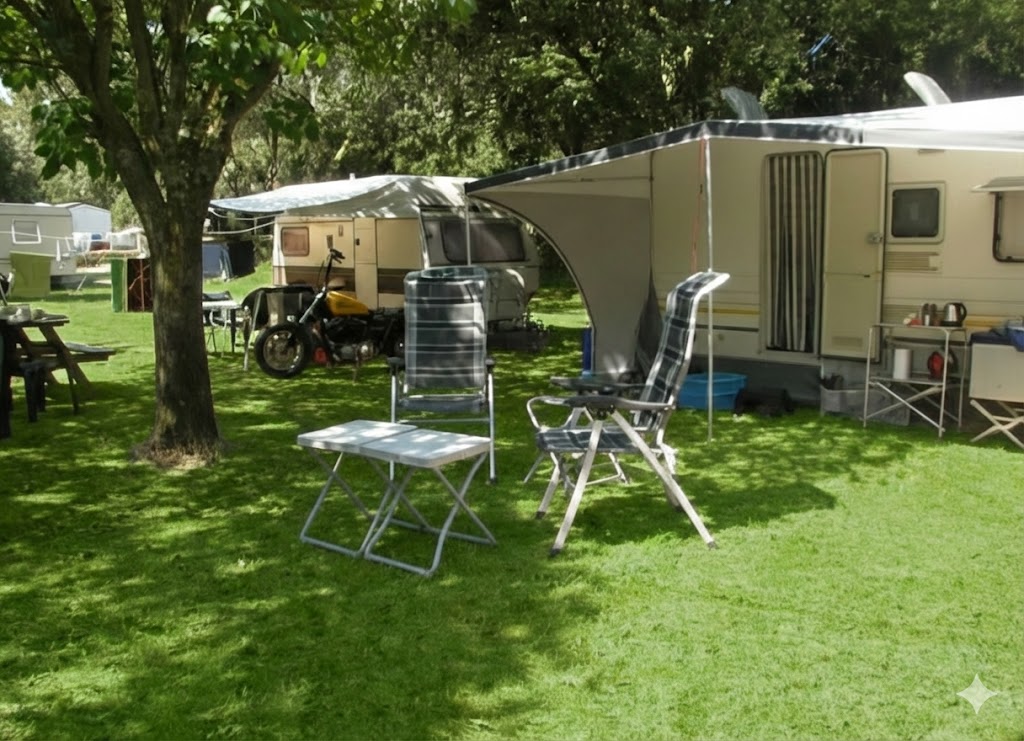 Allestimento di una piazzola con colonnina elettrica e accesso ai servizi igienici