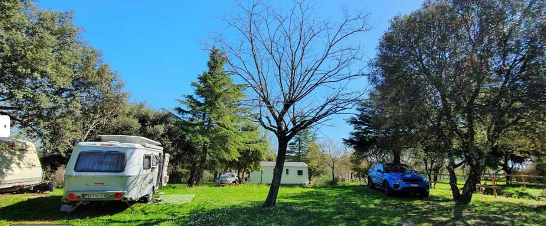 Emplacement pour caravane en Ardèche