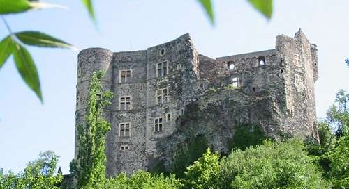 Château d'Alba-la-Romaine - 35,2 KM